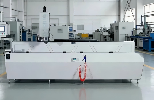 3+2 ос CNC челна фреза за алуминиеви опори със специална форма | Машини за прозорци и пердета